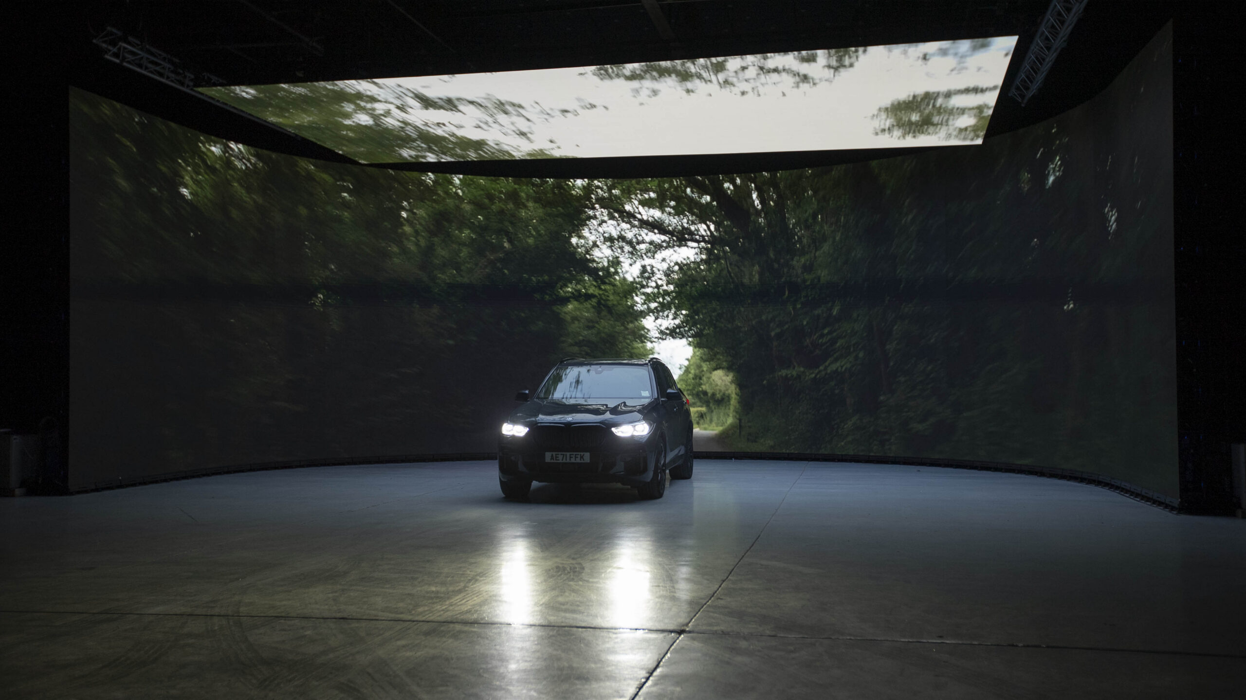 Garden Studios’ motorized LED ceiling turns car shoots into quick turns